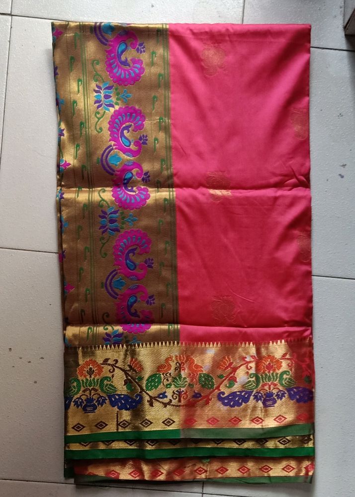 This is a Banarsi Saree For Discounted Price 🥵