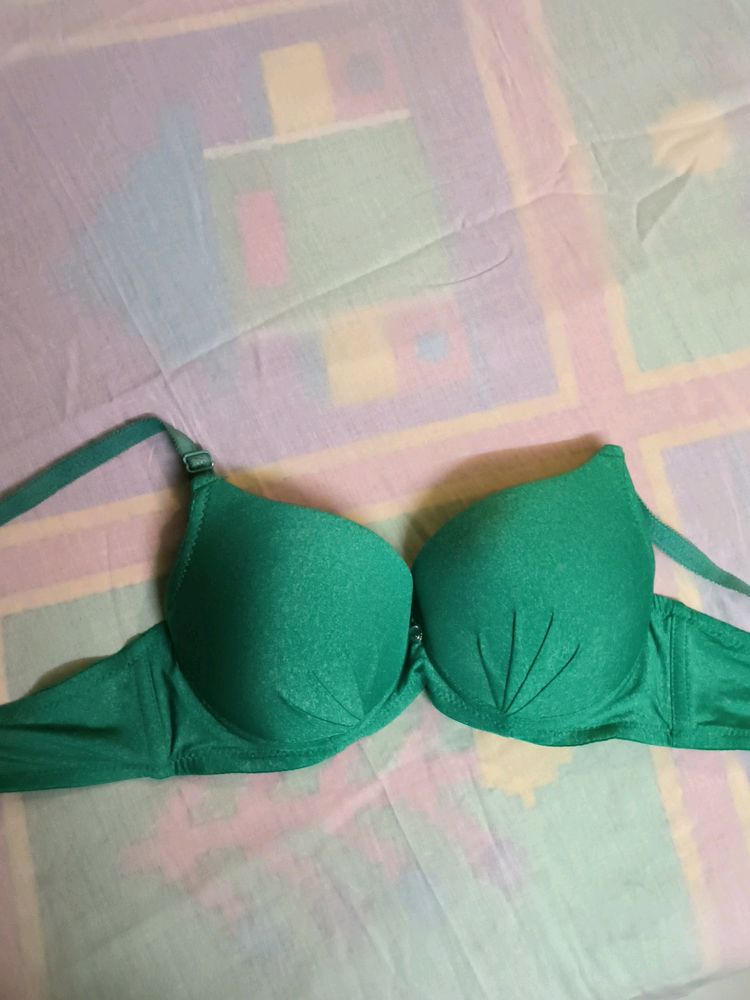 Size 36B Heavy Padded Bra