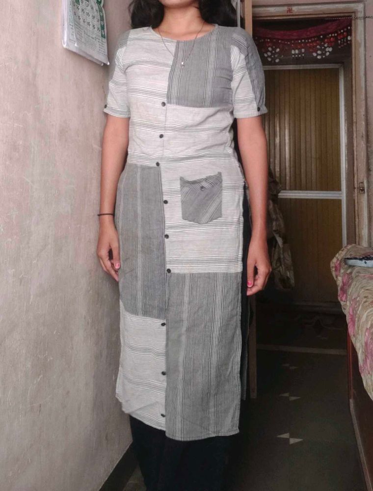 Grey Kurti With Pocket Design