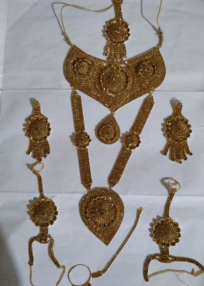 Golden Bridal Jewellery Set