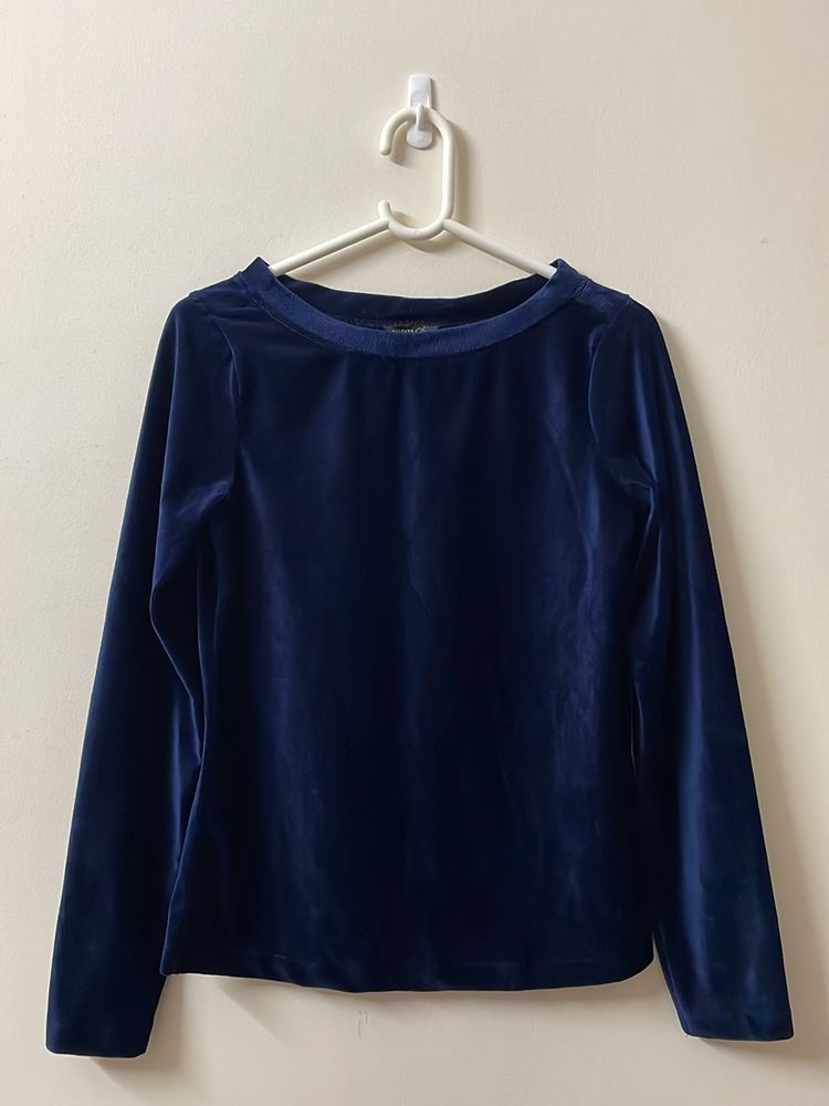 Pantaloons Velvet Boat Neck Top