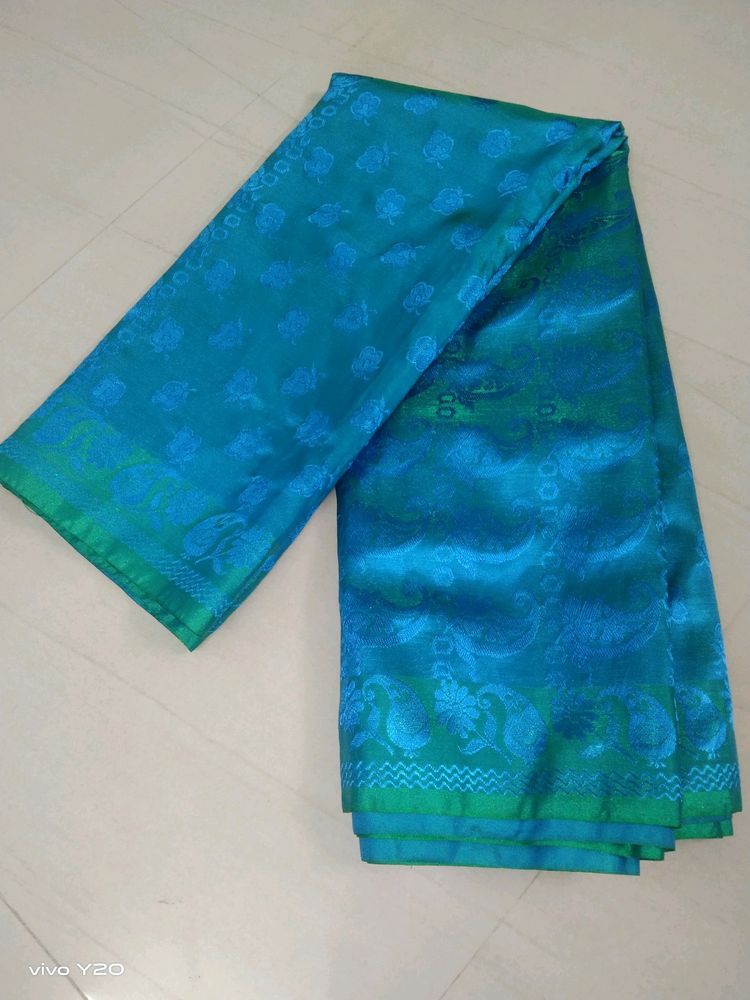 Blue Silk Blend Saree