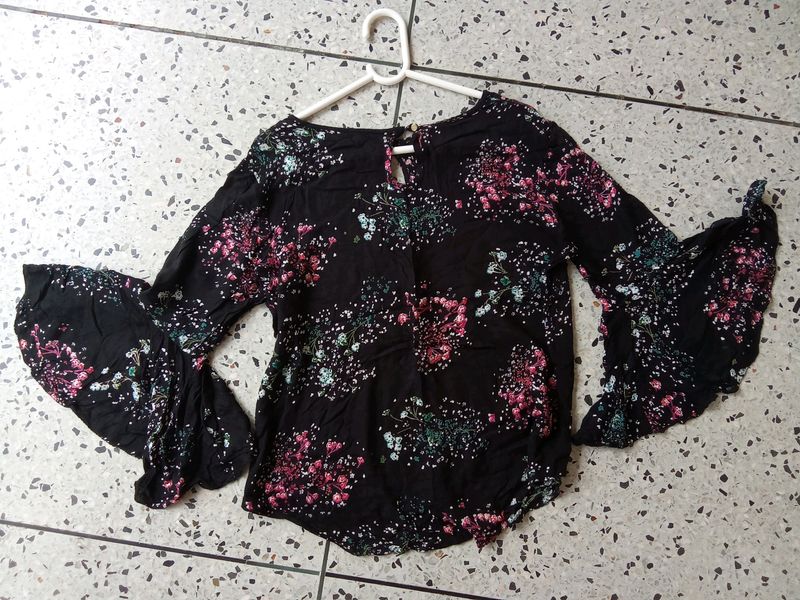 Cute Flower Printed Top