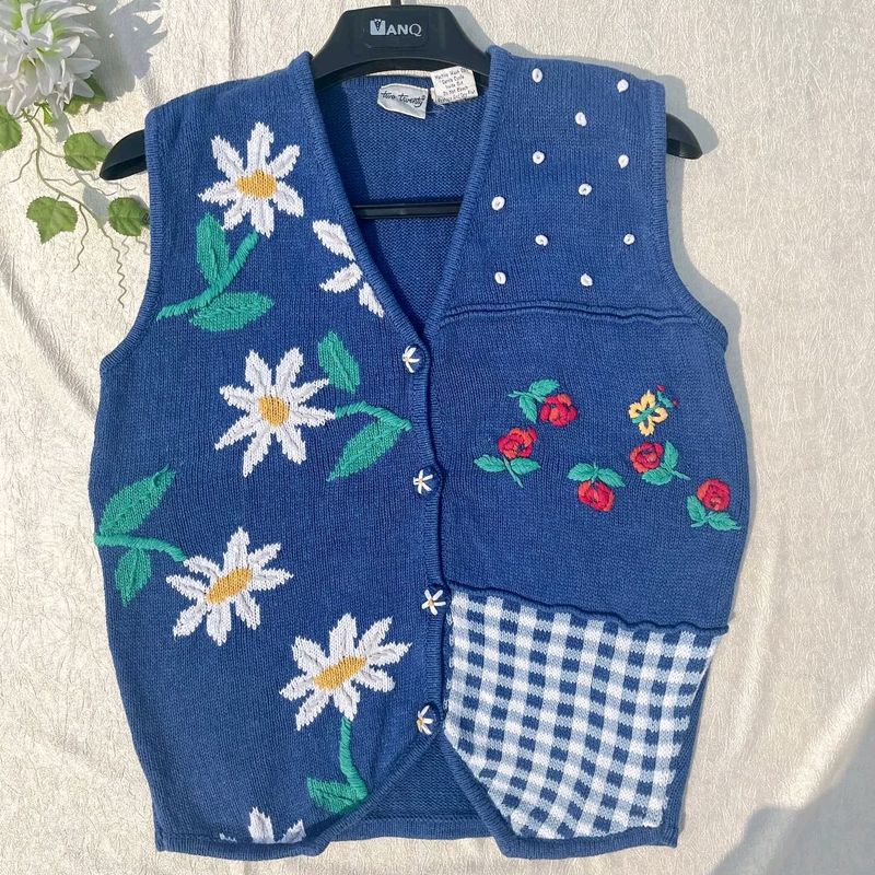 Vintage Sunflower Knitted Vest 🌻