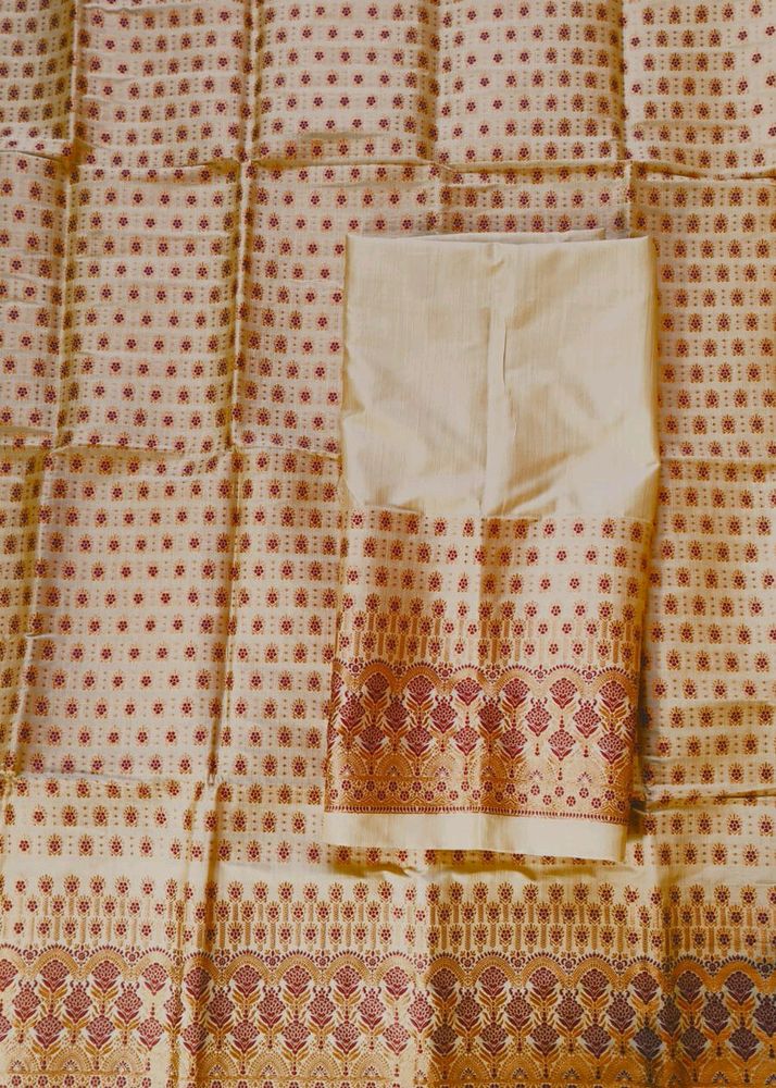 Assamese Mekhela Chadar