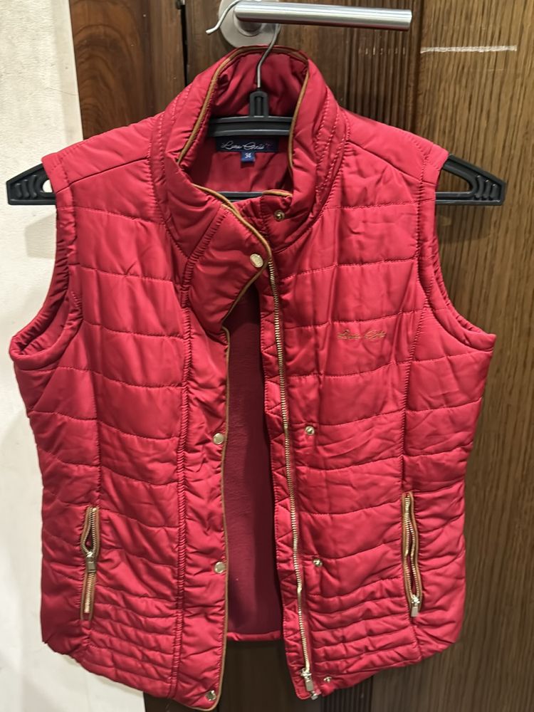 Girls Sleeveless Jacket