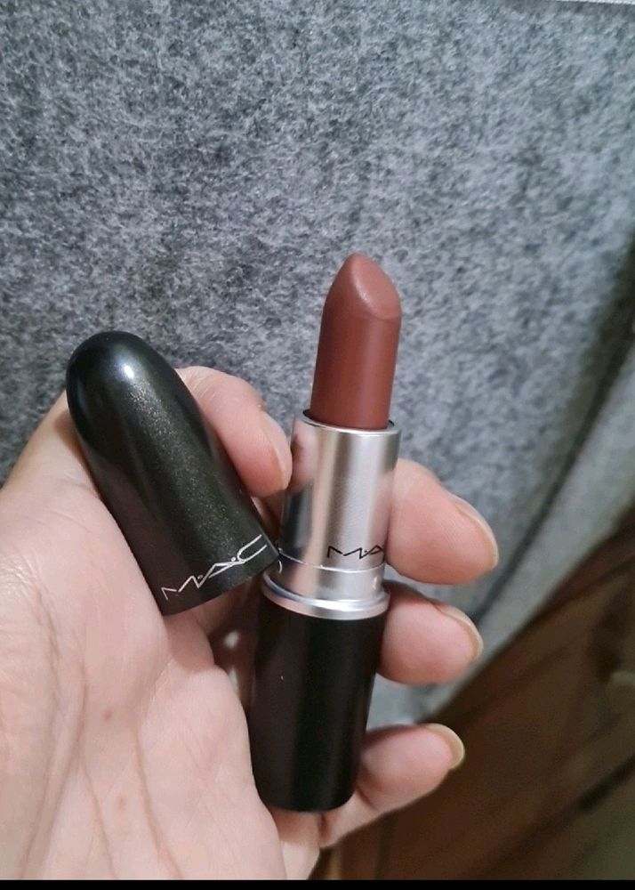 Mac Lipsticks On Sale
