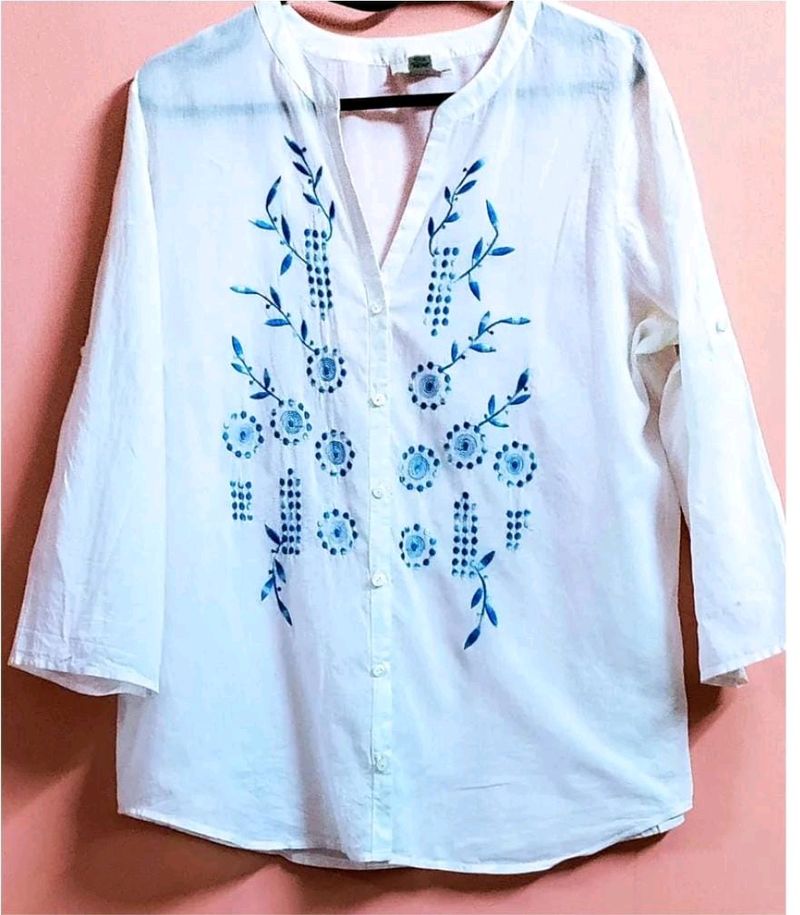 Women's Embroidered Top