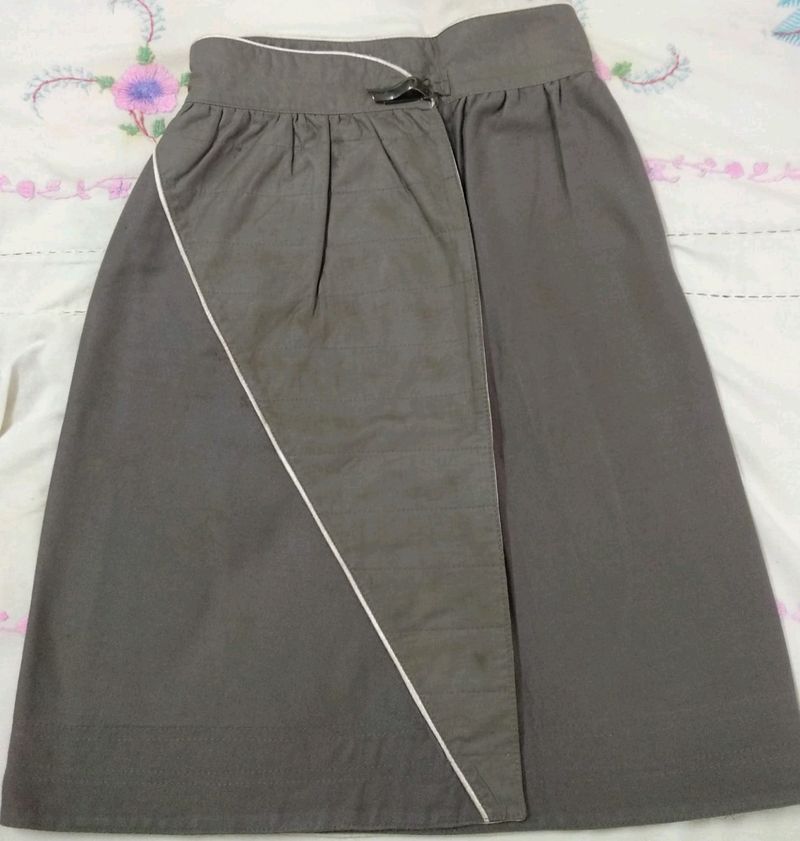 Smart Reversible Italian Skirt