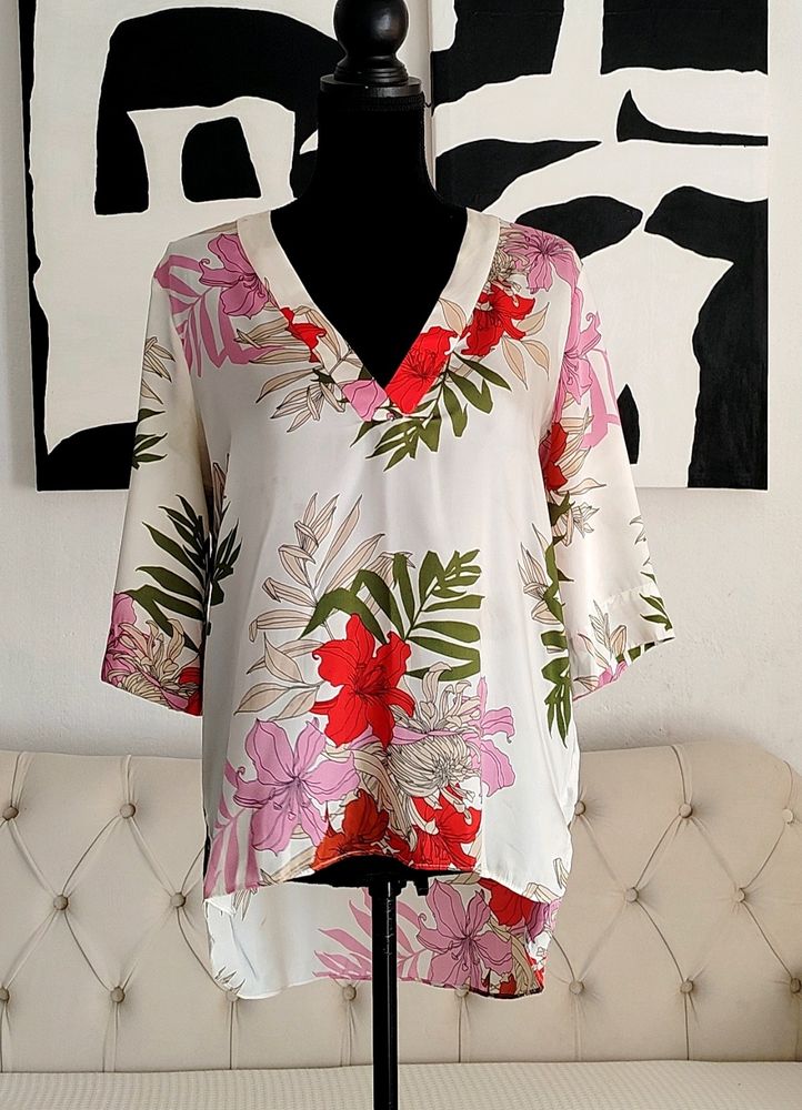 Zara Basic Floral Print Blouse