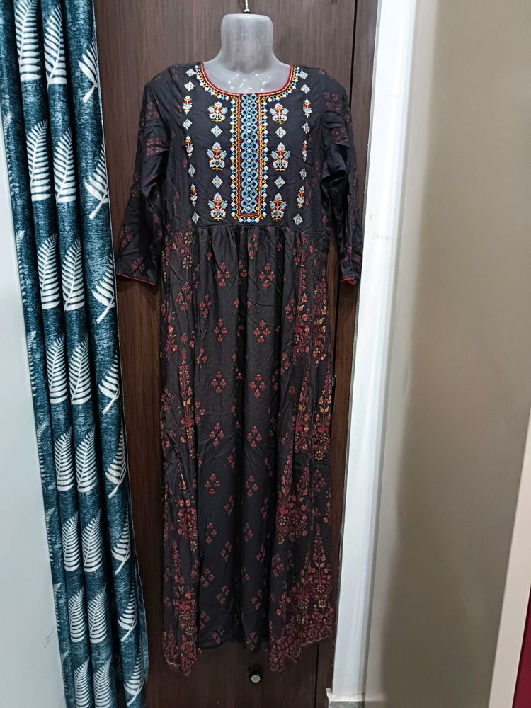 Aavasa Printed Long Anaarkali Kurta Size 38-40