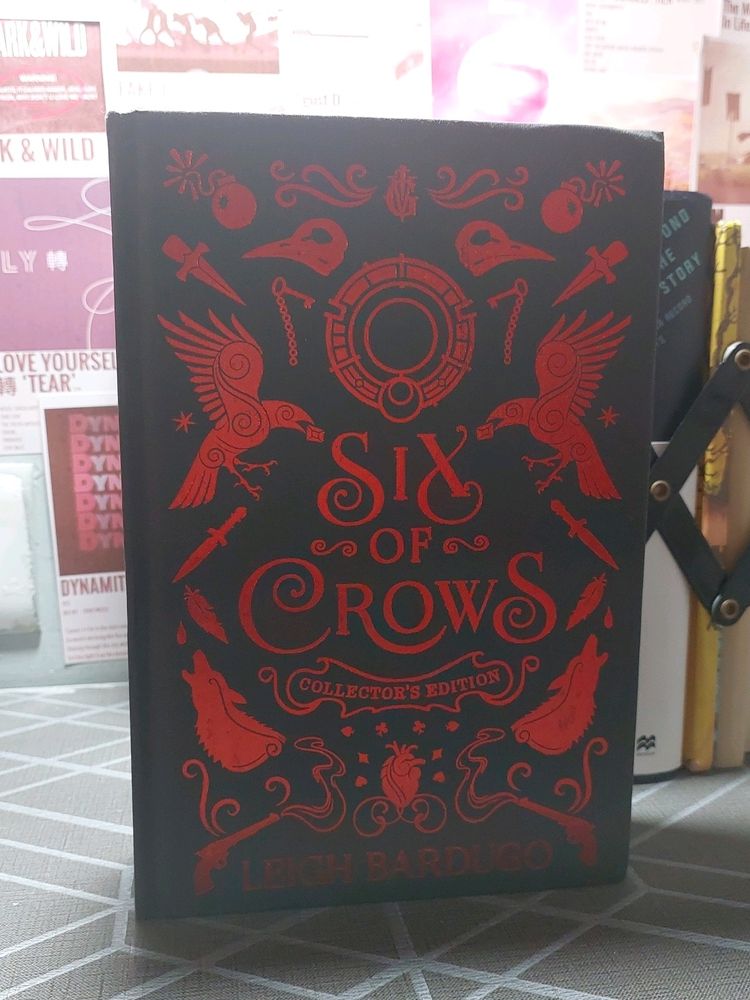 Six Of Crows- Hardcover