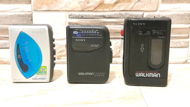 VINTAGE RARE FIND SONY WALKMANS