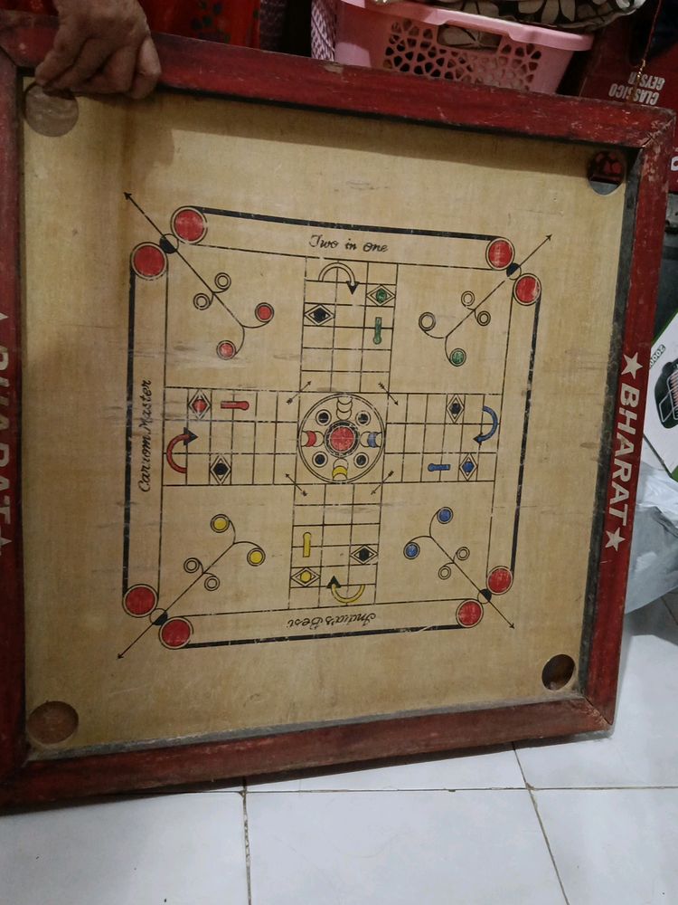 Wooden carrom Board