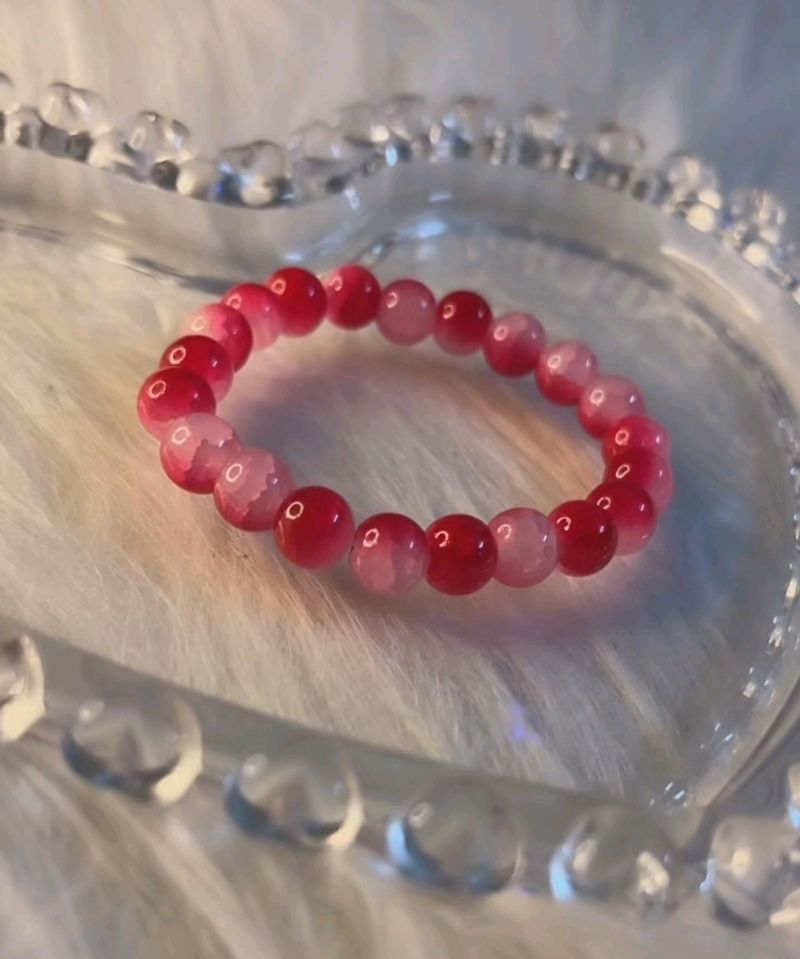 Red Double Shade Glass Bead Bracelet