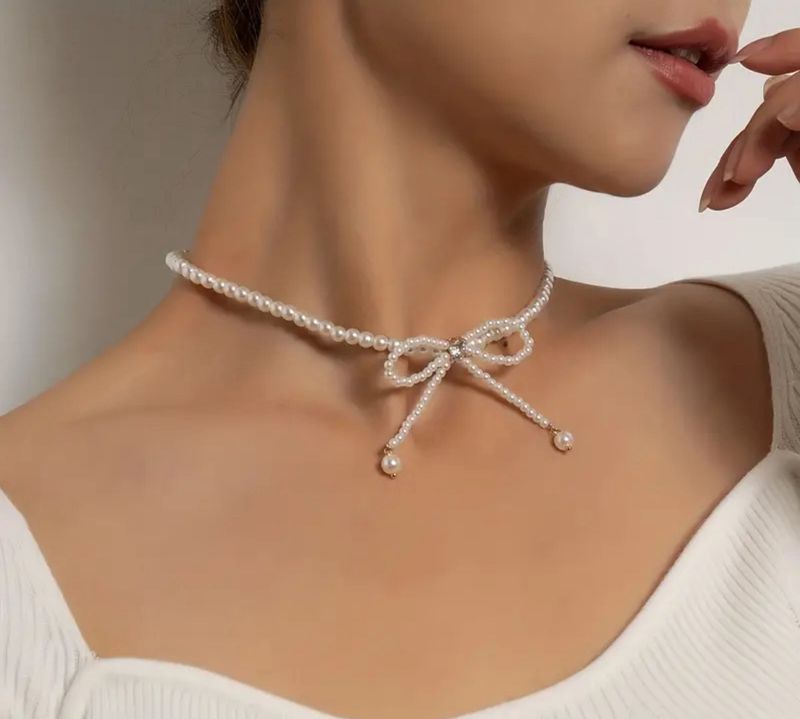 Zircon Bowknot Necklace IMPORTED