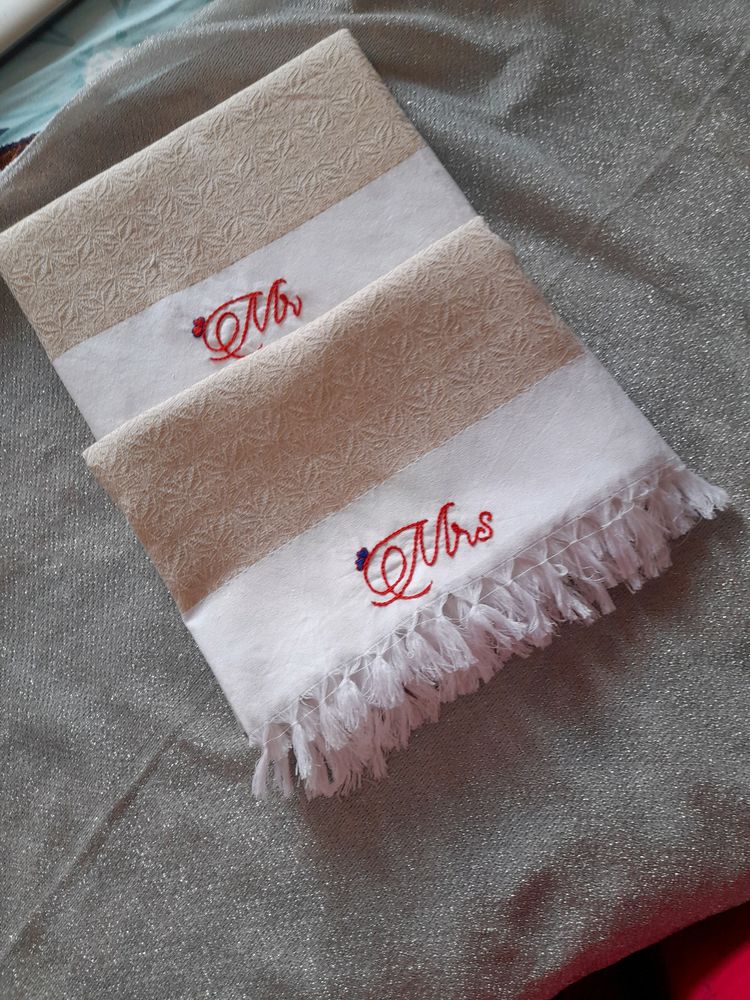 King Size Couple Embroidery Towel Set