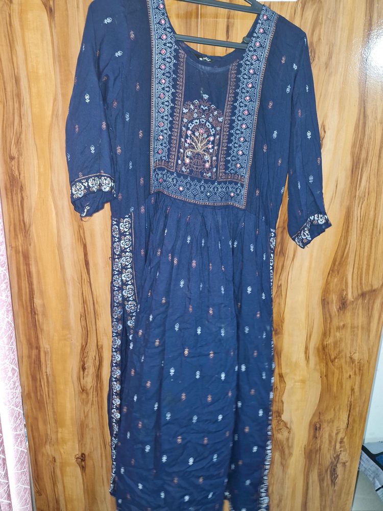 Nayra Cut Kurti