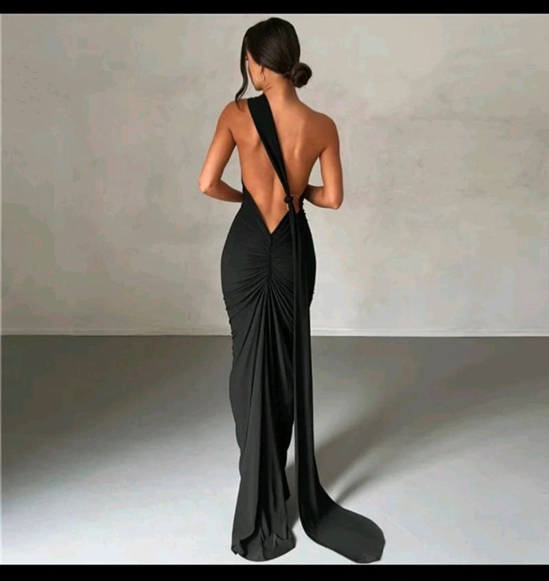 Newme Backless Maxi Dress