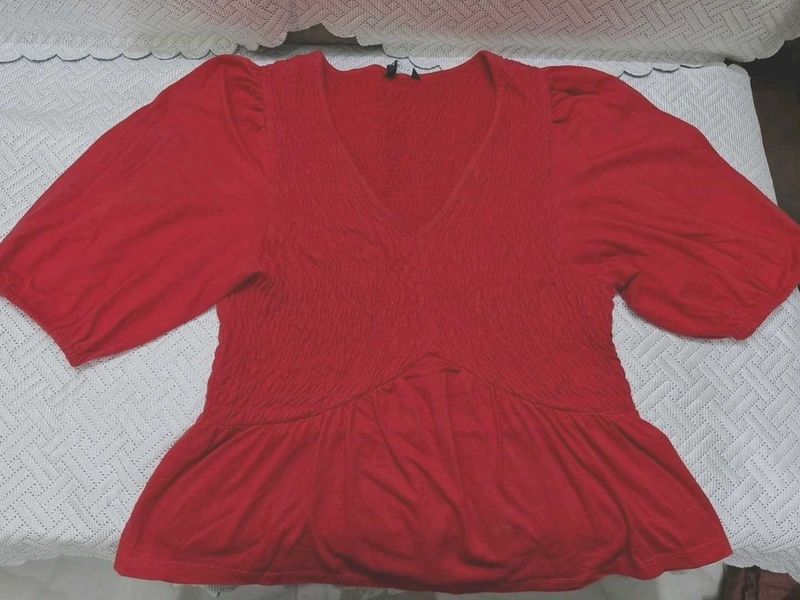 Pretty Red Zudio Top