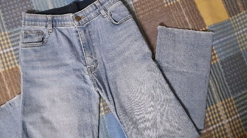 Women Straight Fit Jean