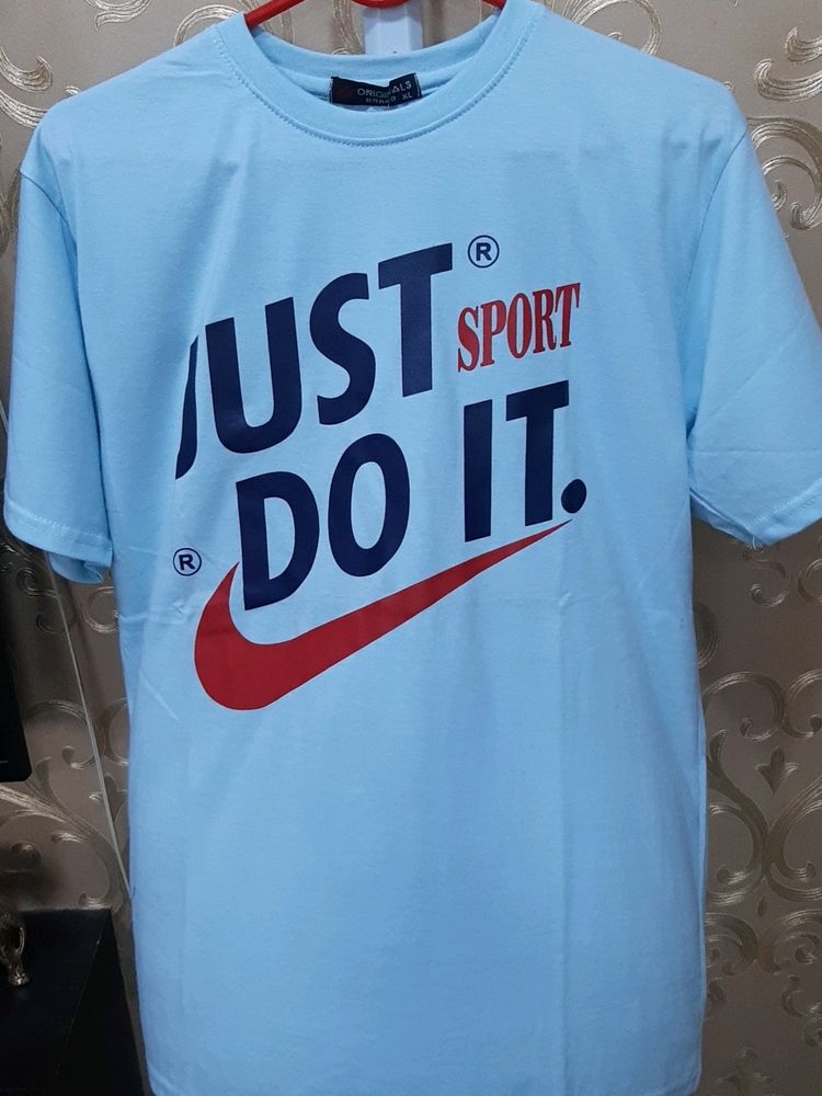 Nike Tshirt