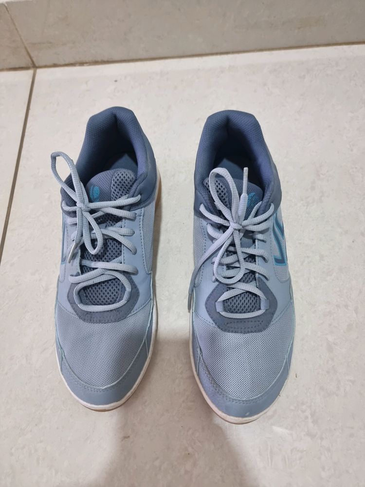 Decathlon Non Marking Gum Sole Shoes