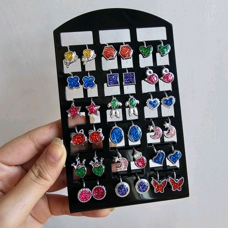 New 18 Earrings Set