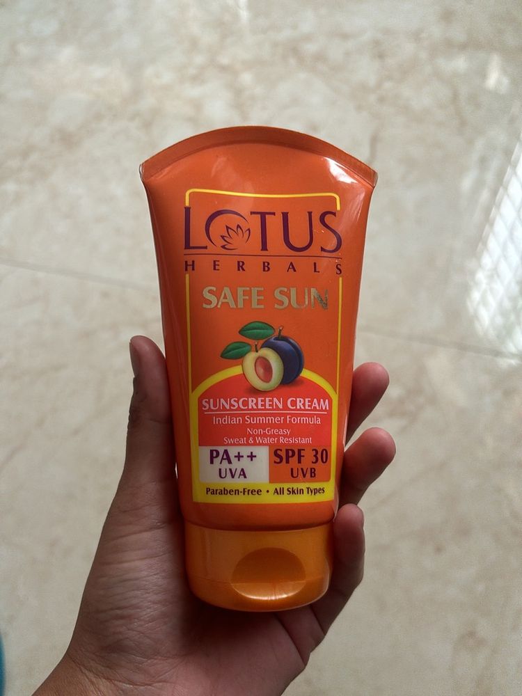 LOTUS SUNSCREAM SPF 30