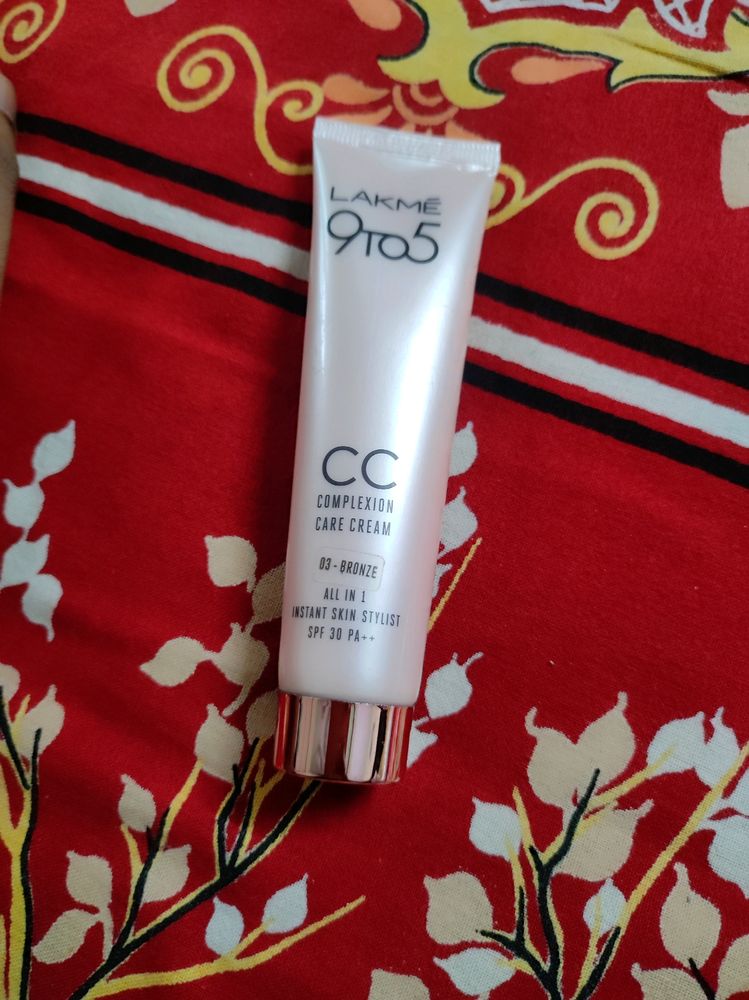 Lakme CC Cream And Cleansing Milk