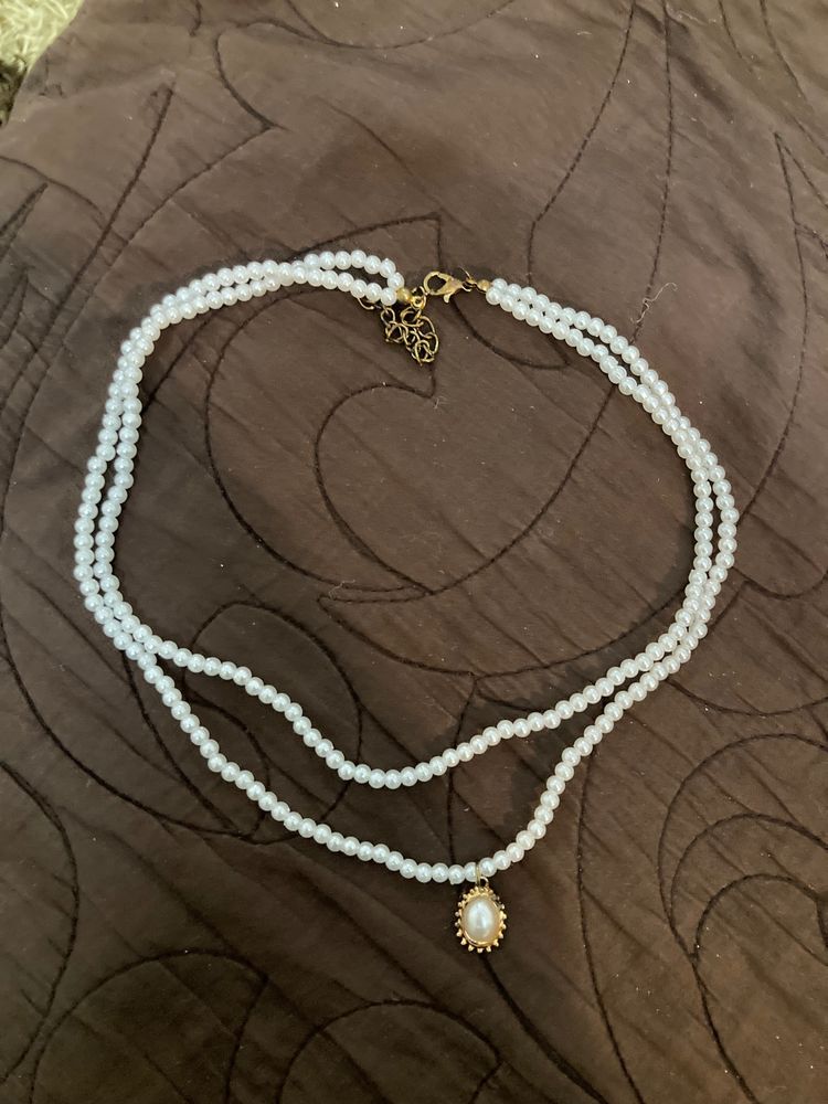 Double Layered Pearl Necklace