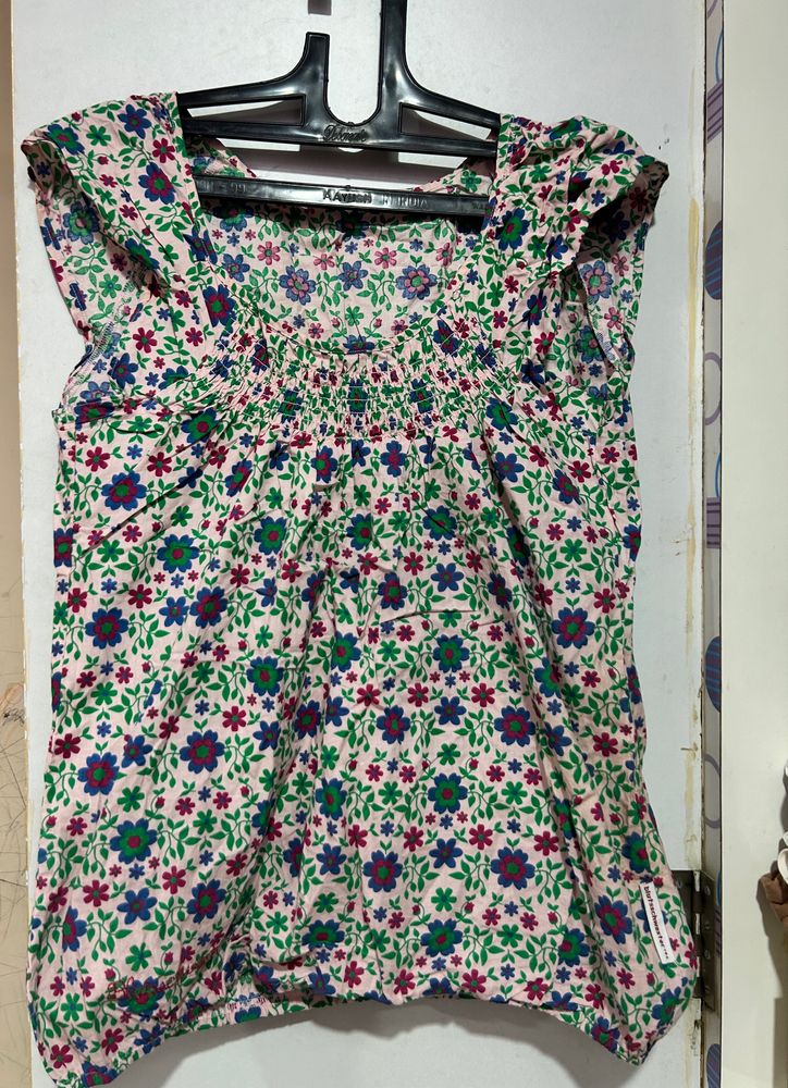 Sleeveless Floral Short Kurti