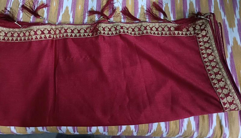 A New Silk Blend Saree With Readymade Blouse