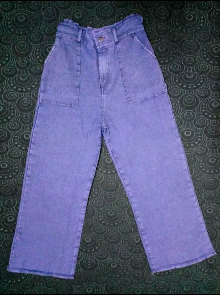 Stylish fabulous womaen jeans