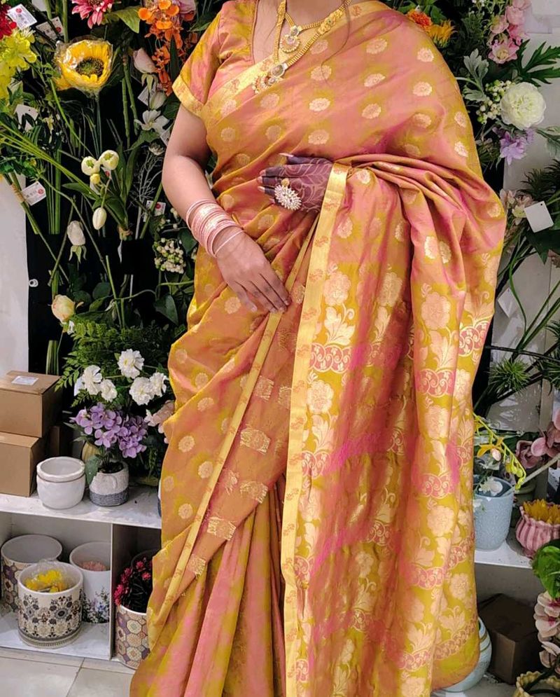 saree with blouse