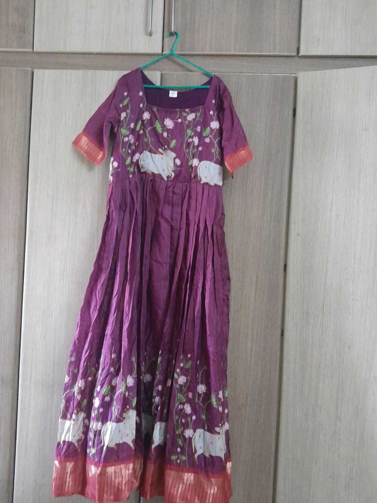 Long Dress With Pichwai Print 42 Bust And Length57