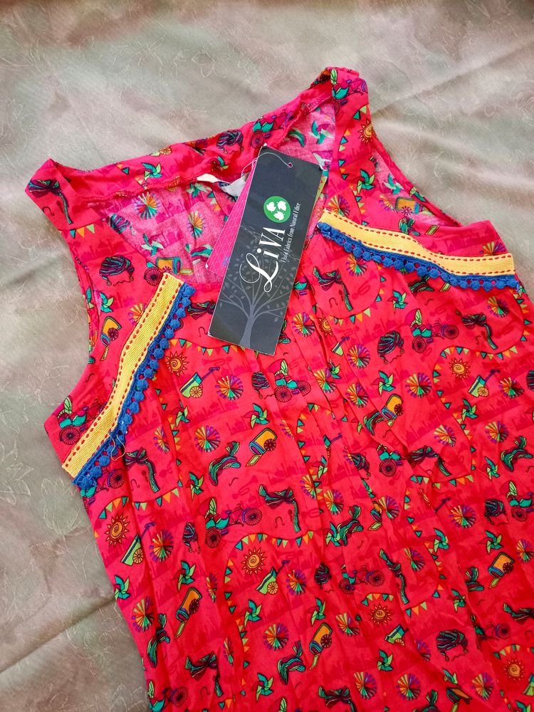 Global Desi Liva Sleeveless Tunic Size XS 75 cm.