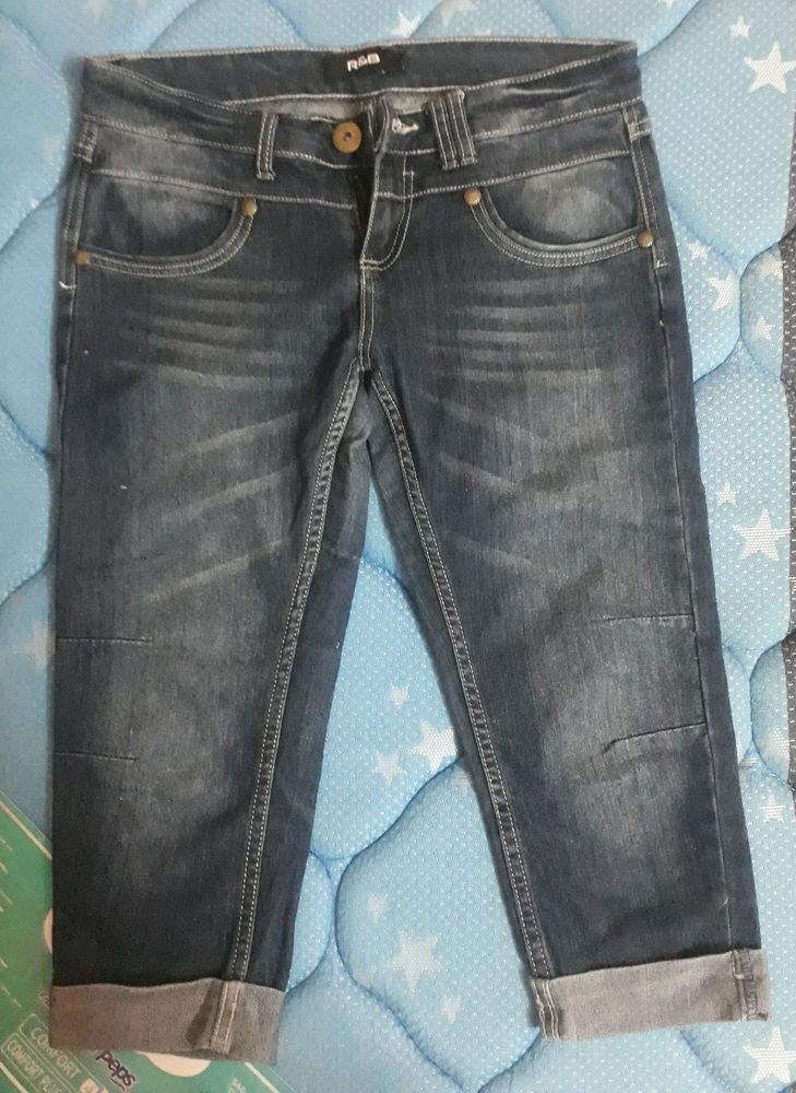 3/4th Jeans Pant For Woman