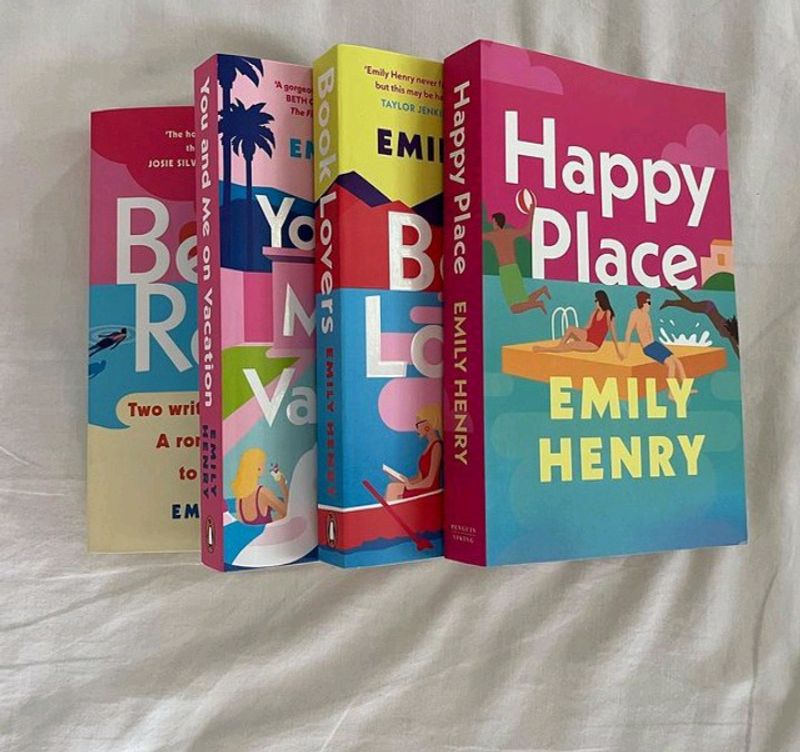 4 EMILY HENRY BEST SELLING BOOKSS!!!