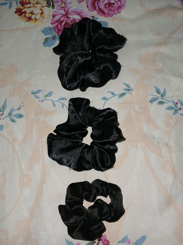 Black Scrunchies