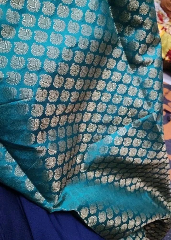 FIXED PRICE 💯💯💯✔️✔️✔️ Trendy Banarasi Silk Wove