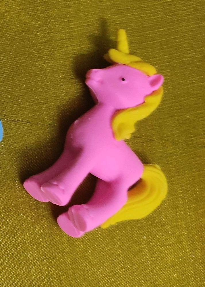 Unicorn Erasers Set