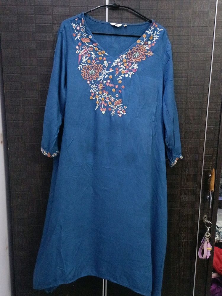 Max Kurta.