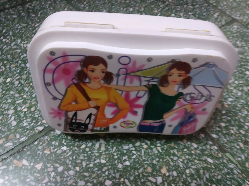 Plastic Tiffin Box For School Kids