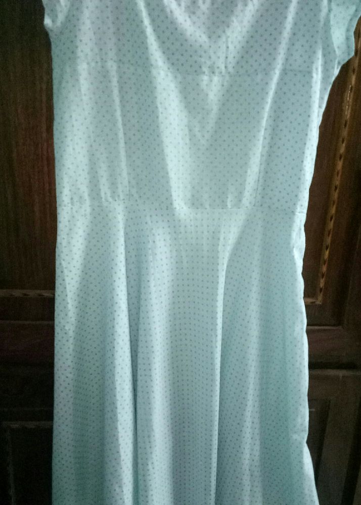 It's A Mint Light Green Dress