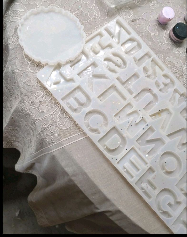Resin Coaster And Alphabet Mould
