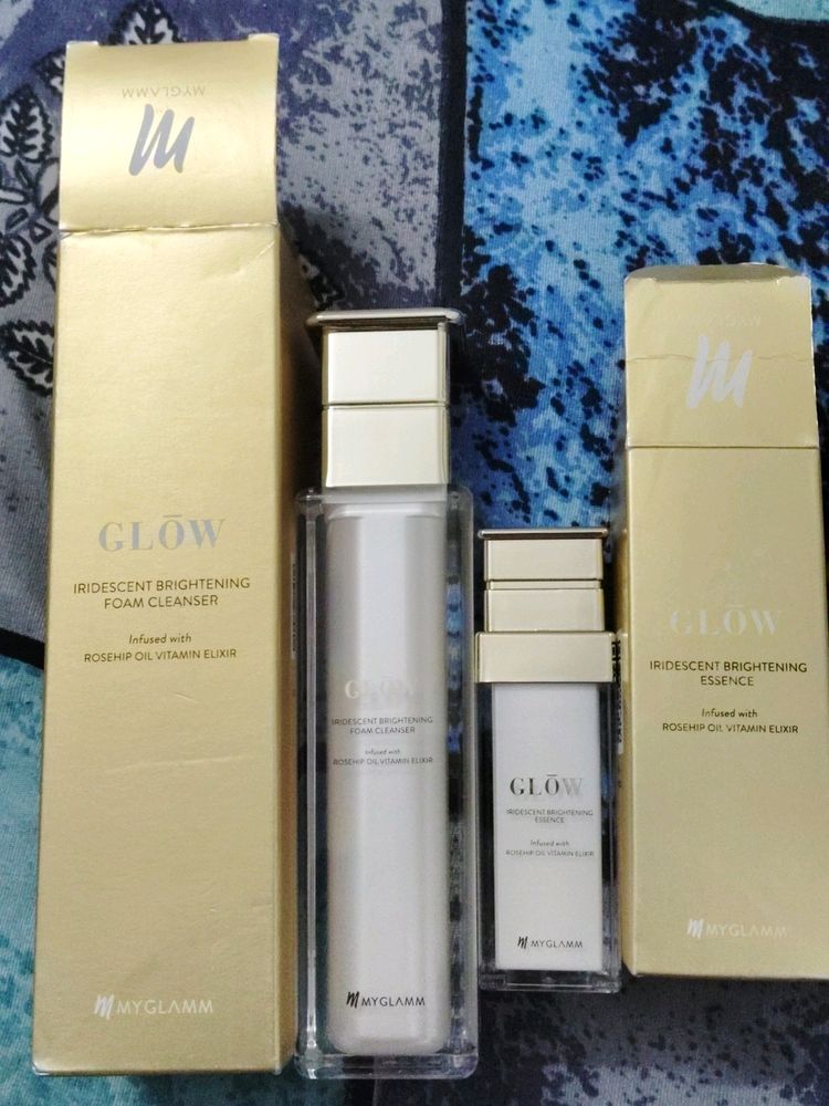 Combo Of Myglamm Iridescent Cleanser And Essence