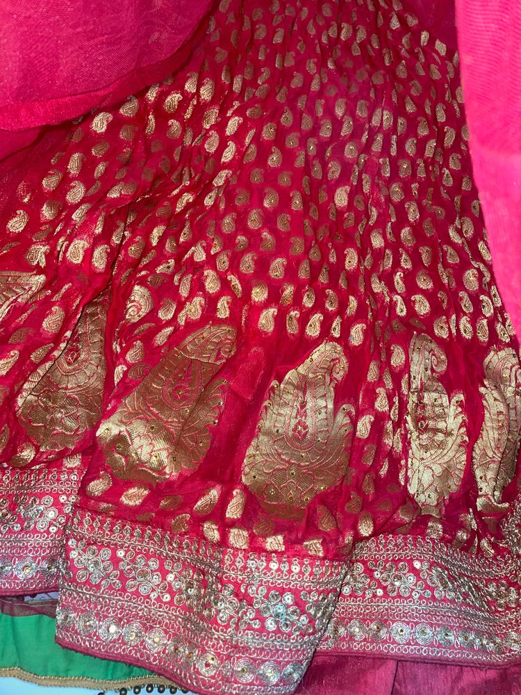 Only lehnga dark pink clr🩷