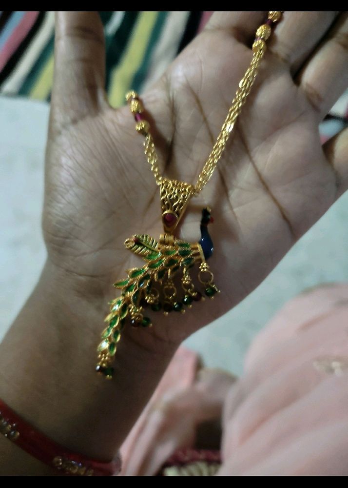 High Gold Peacock Pendent Set