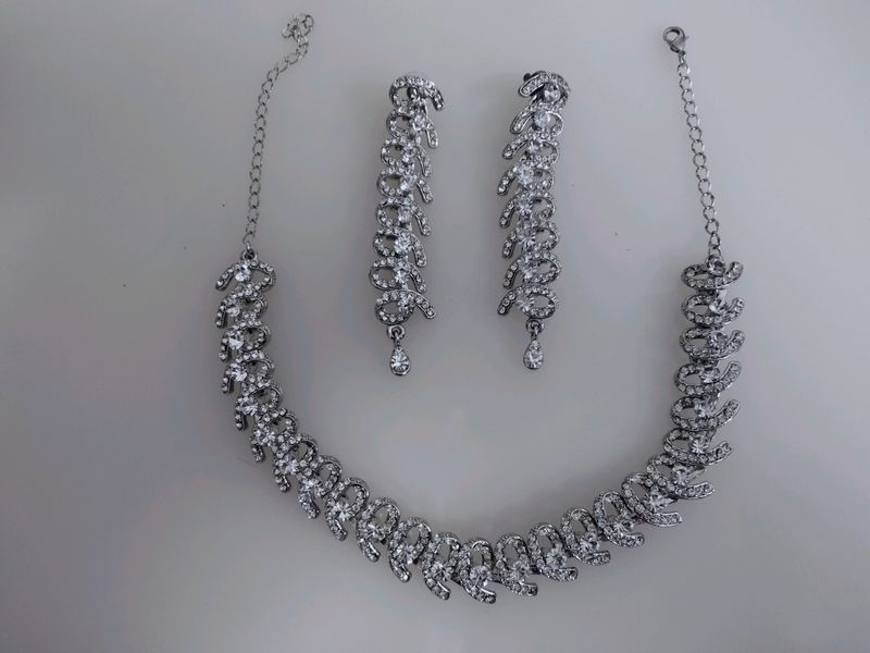 AD Necklace Set